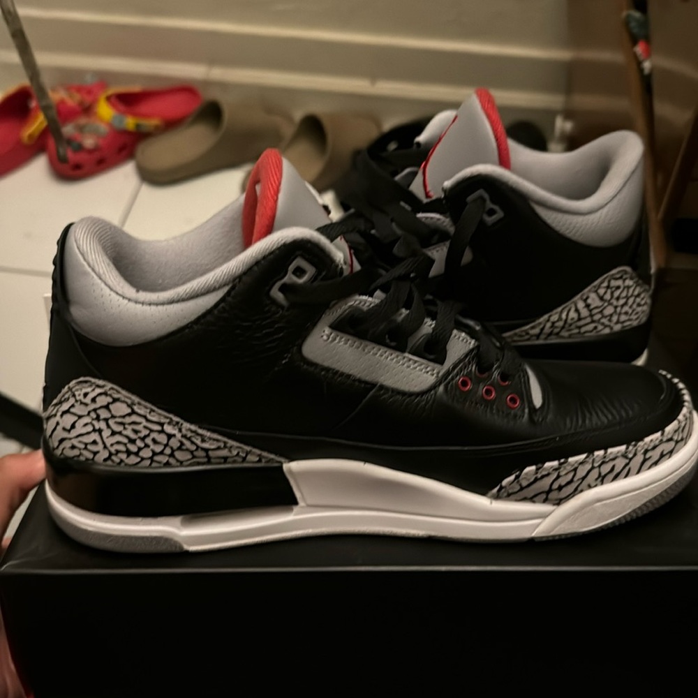Jordan 3 Retro cement dead stock